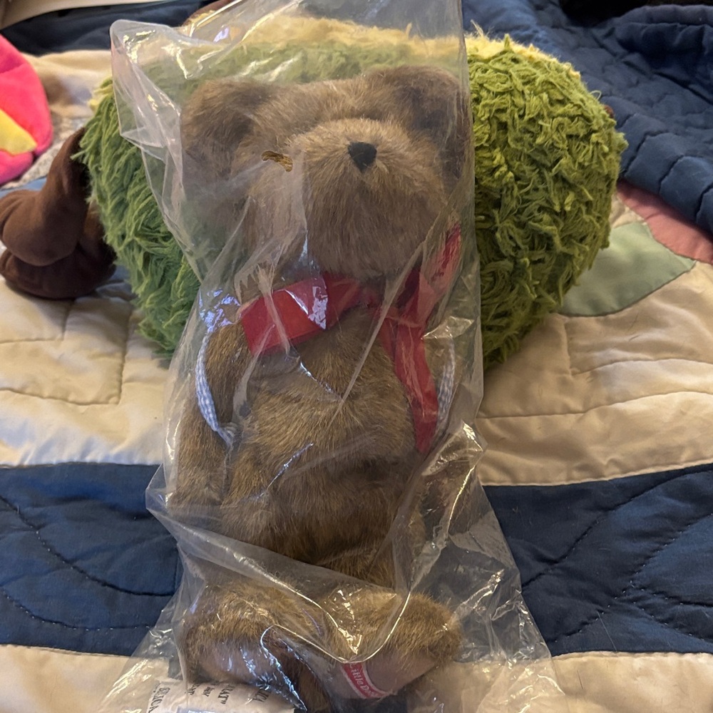 NWT Boyd’s Bears Collectible Lil Debbie Bear